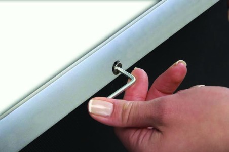 LOCKABLE WATERPROOF FRAME (5)